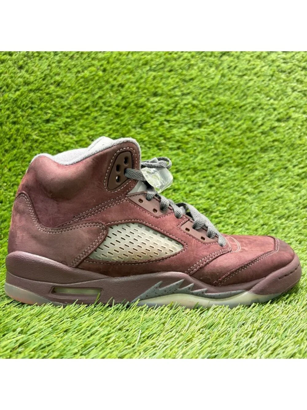 Nike Air Jordan 5 Retro SE Boys Size 6.5Y Burgundy Basketball Shoes Sneakers